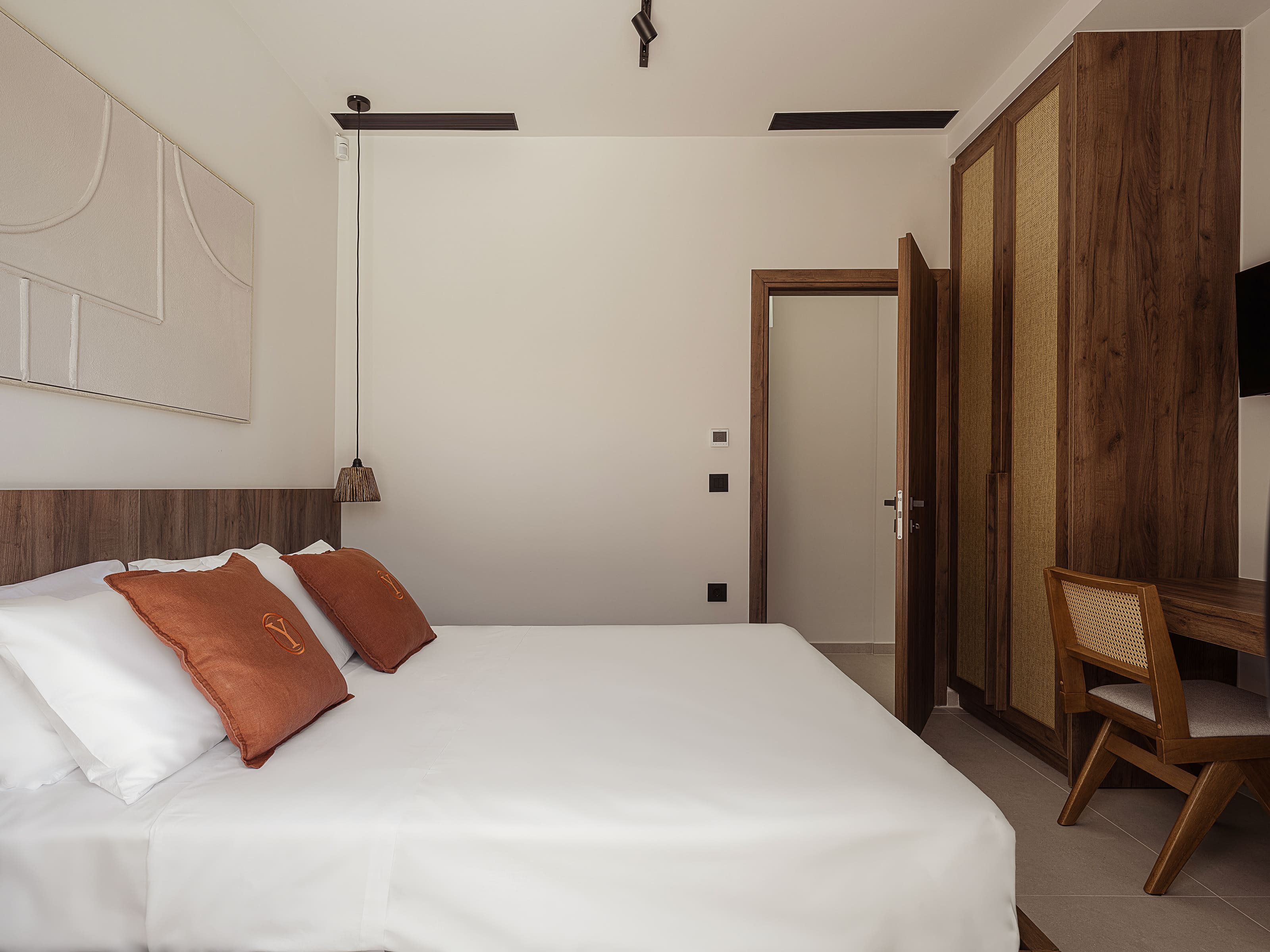 Pool view room wide angle